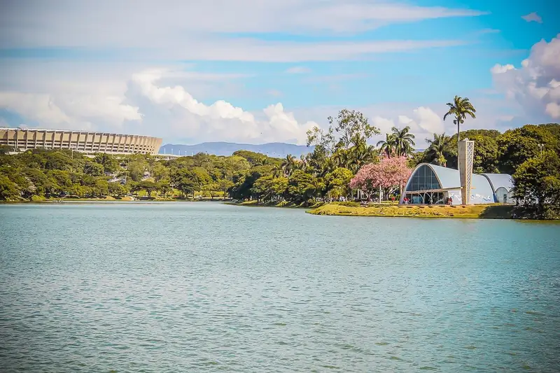 Lagoa da Pampulha, com o Mineirão ao fundo, bairro Pampulha, Belo Horizonte